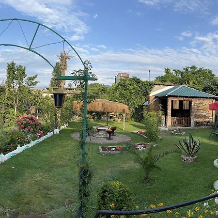 Guest House On Kostava 23 كوبوليتي المظهر الخارجي الصورة