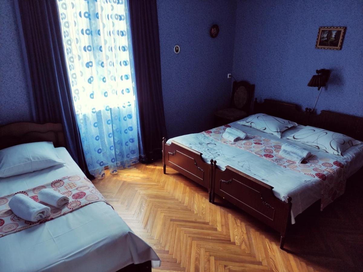 Guest House On Kostava 23 كوبوليتي المظهر الخارجي الصورة