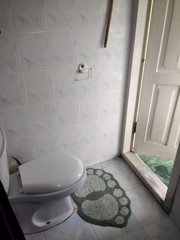 Guest House On Kostava 23 كوبوليتي المظهر الخارجي الصورة