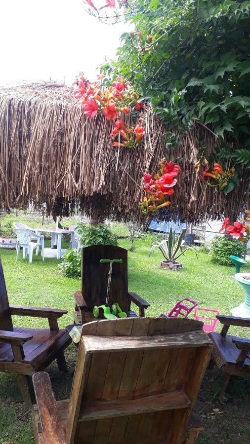 Guest House On Kostava 23 كوبوليتي المظهر الخارجي الصورة